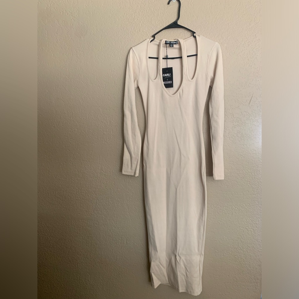Carli Bybel x Missguided Cream Rib Cut Out Shoulder Midi Dress